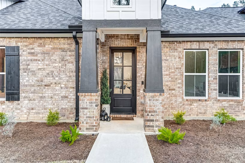 Photo 4 of 15640 Forest Grove Drive, Willis, TX