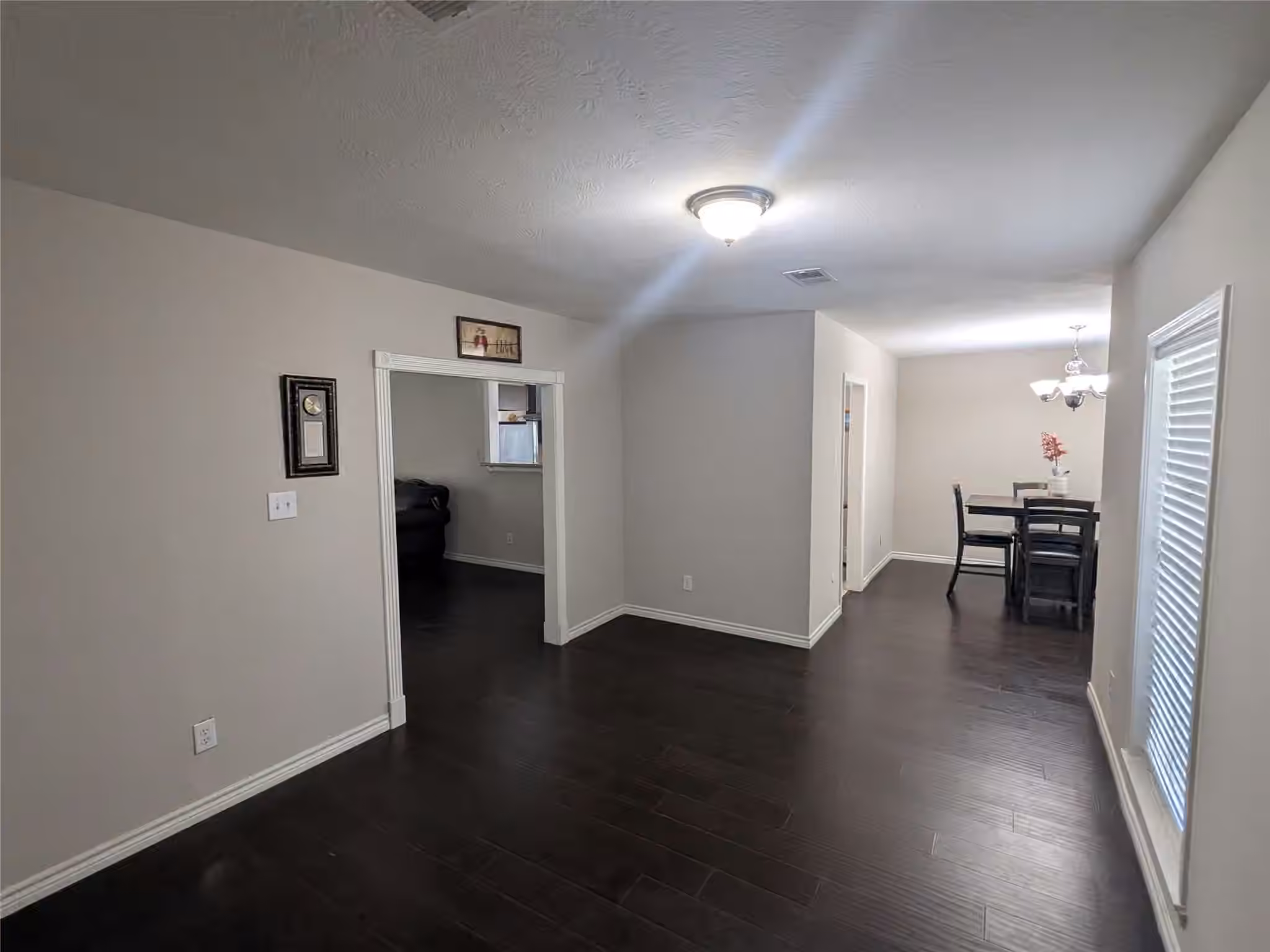 Photo 3 of 4018 Rosewin Circle, Houston, TX