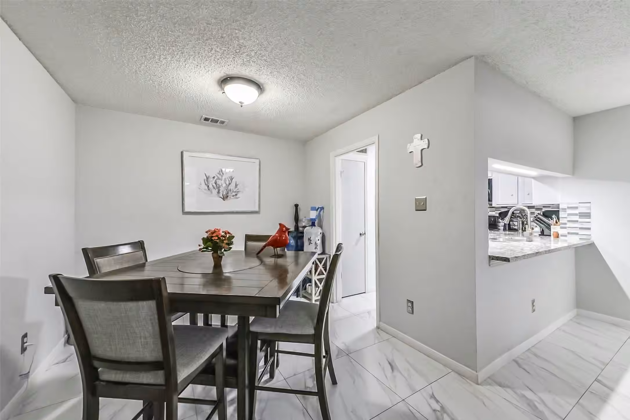 Photo 6 of 13798 Hollowgreen Drive 305, Houston, TX