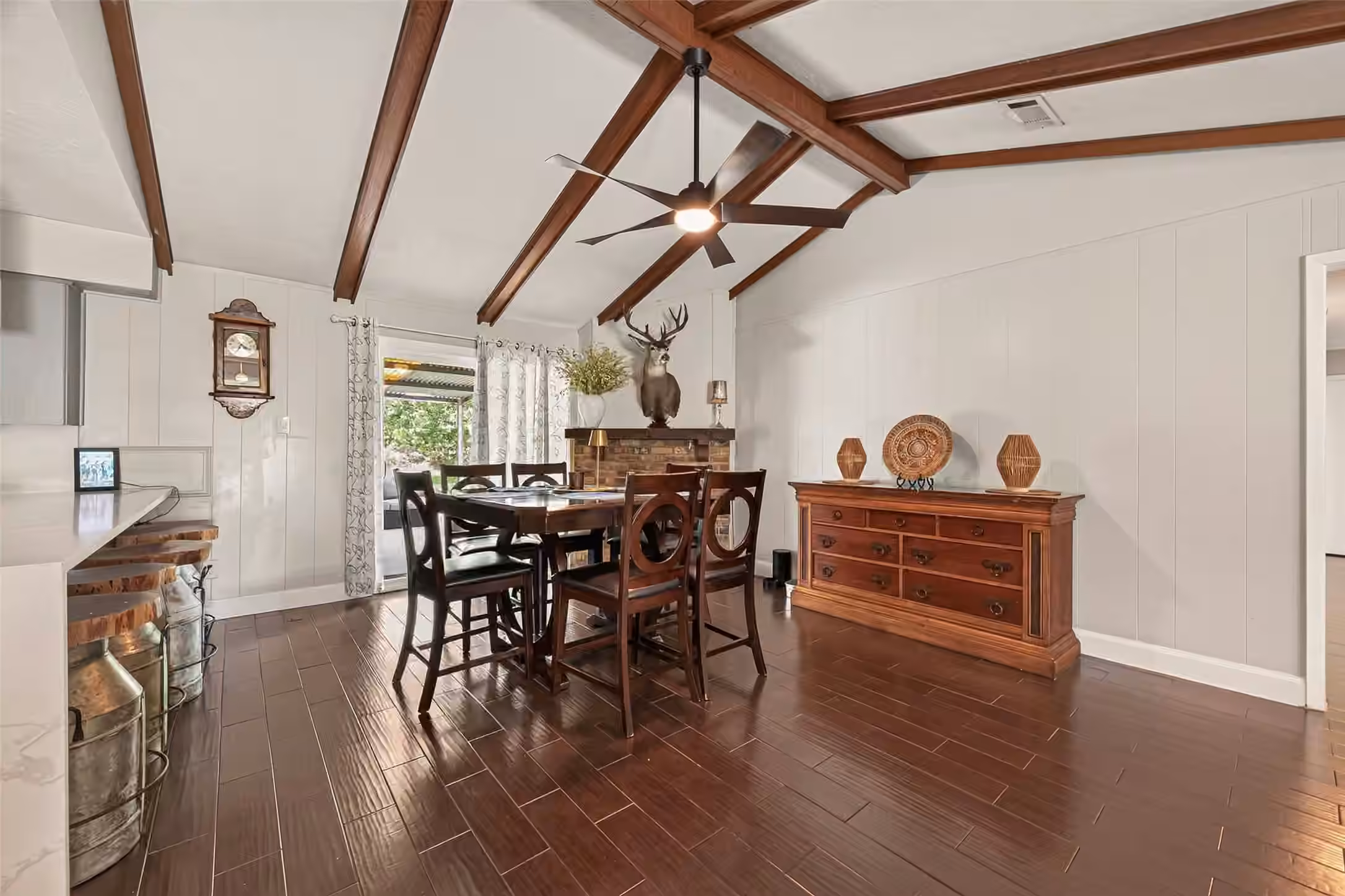 Photo 6 of 17135 Spindle Oaks Drive, Conroe, TX