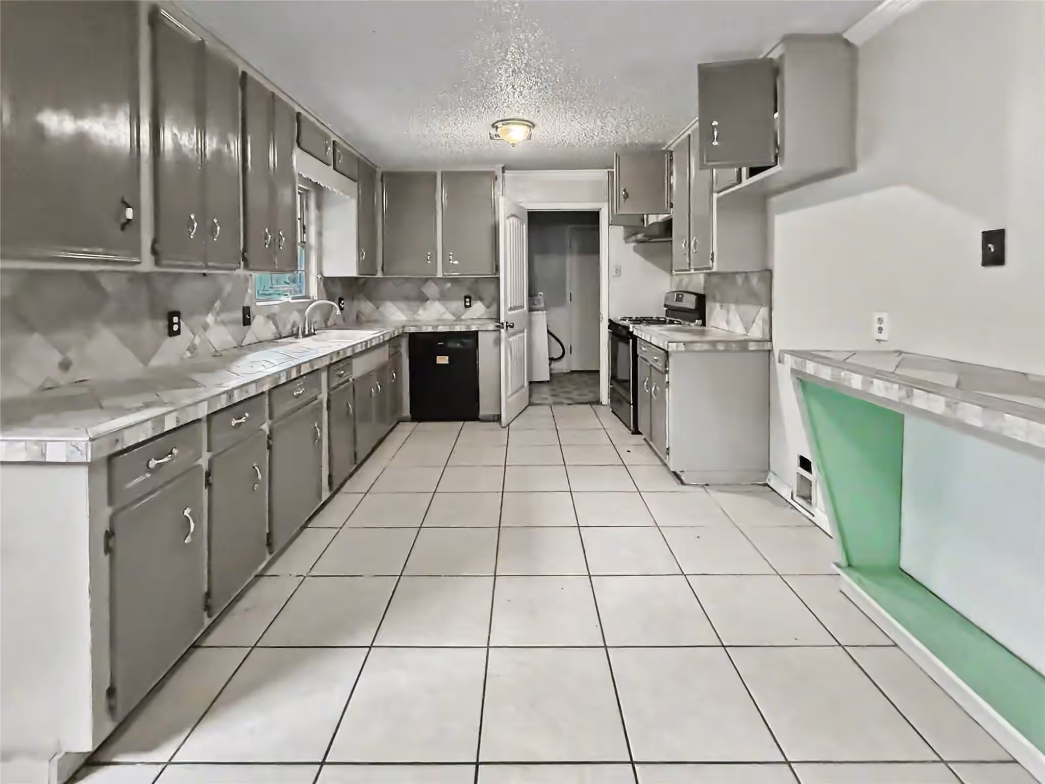 Photo 6 of 3413 Oleander Avenue, Texas City, TX