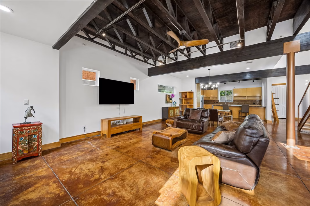 Photo 4 of 1711 W 13th Street, Houston, TX