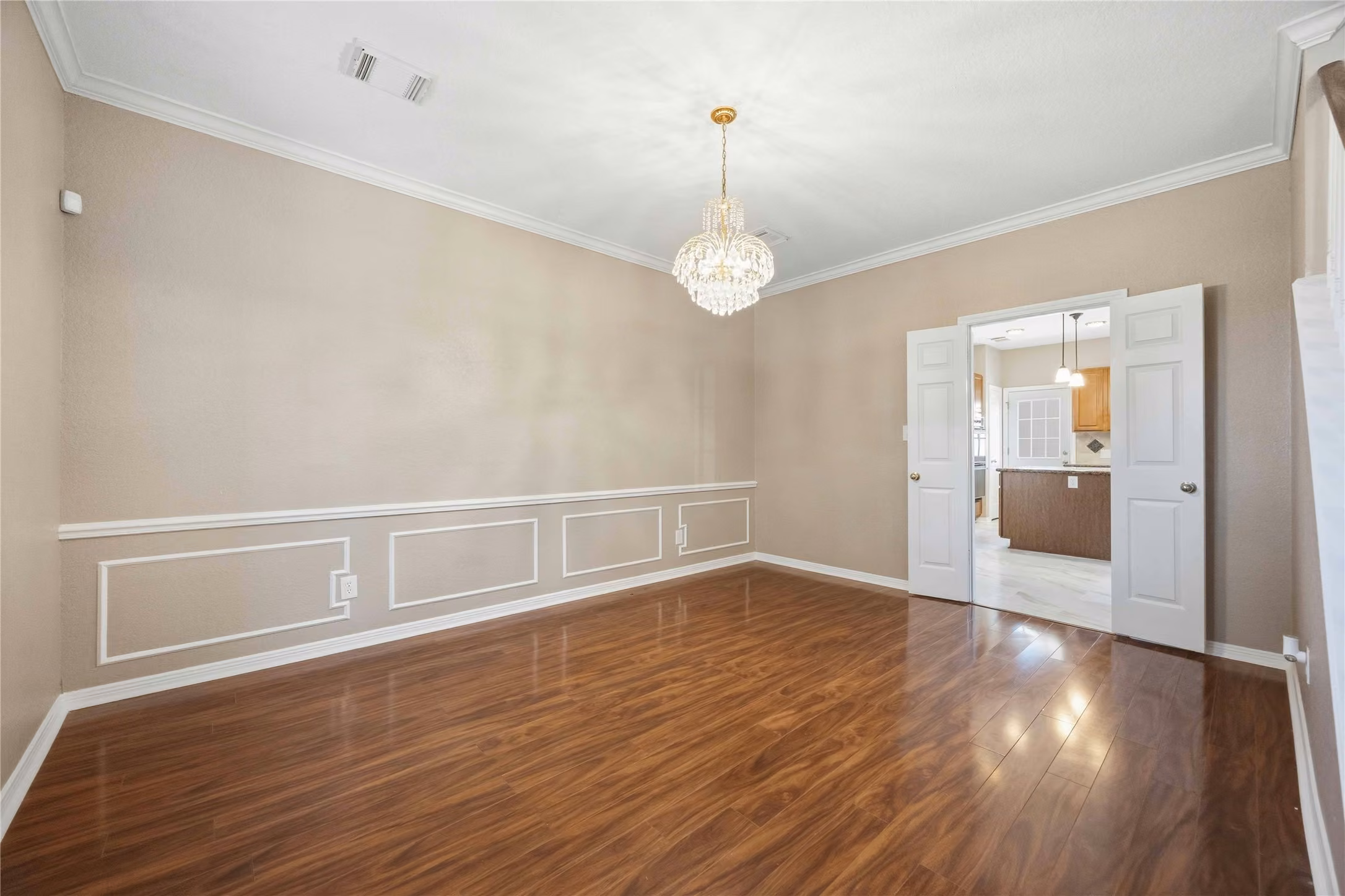 Photo 5 of 4712 Broadmoor Drive, League City, TX