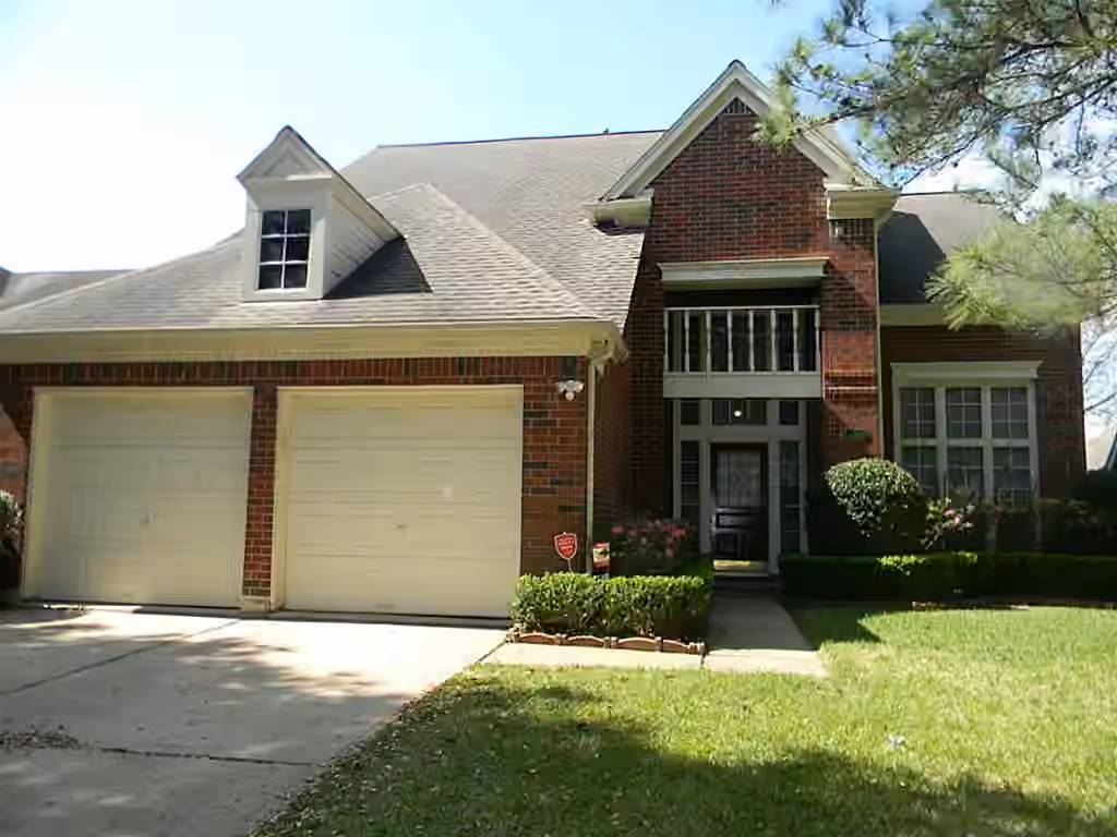 Photo of 2322 Edgewood Drive, Missouri City, TX 77459