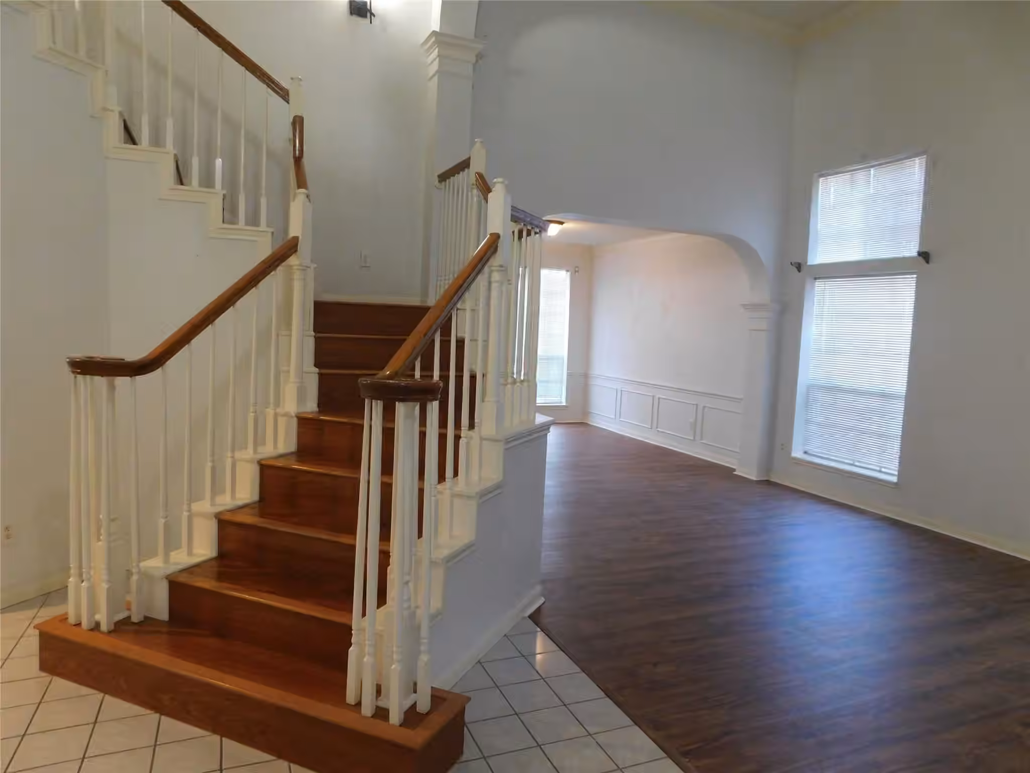 Photo 4 of 2322 Edgewood Drive, Missouri City, TX