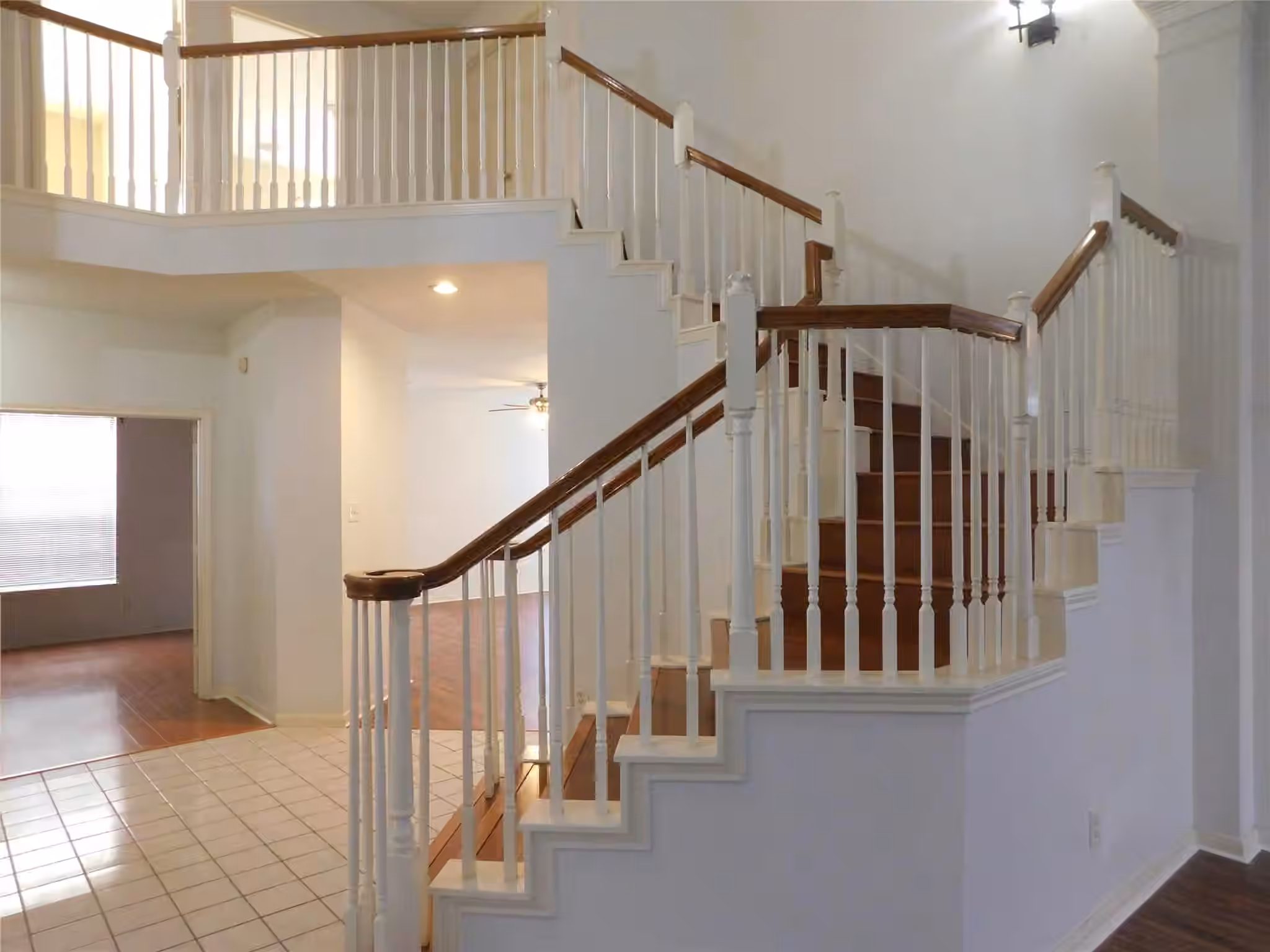 Photo 5 of 2322 Edgewood Drive, Missouri City, TX