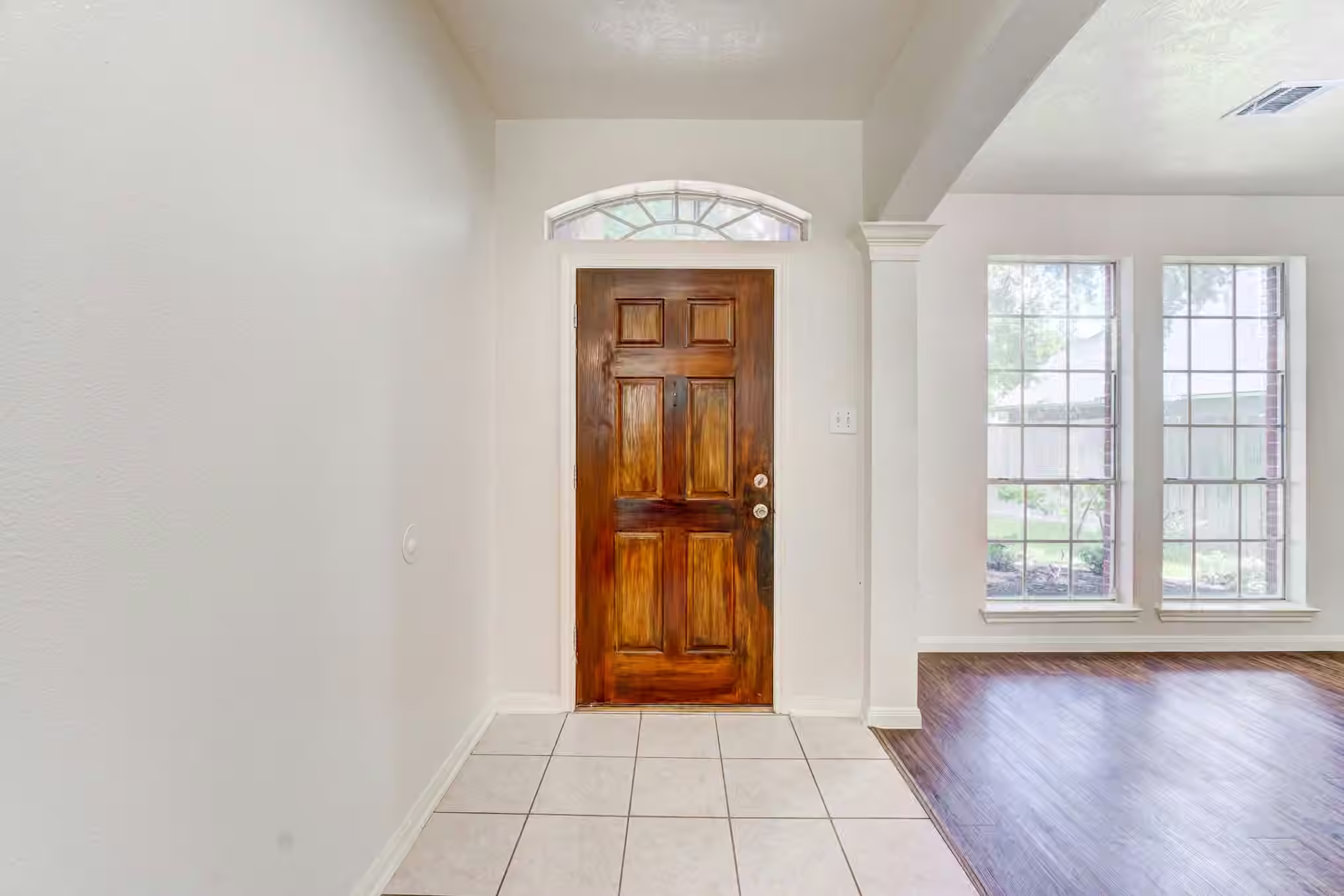 Photo 7 of 8510 Nashwood Court, Houston, TX