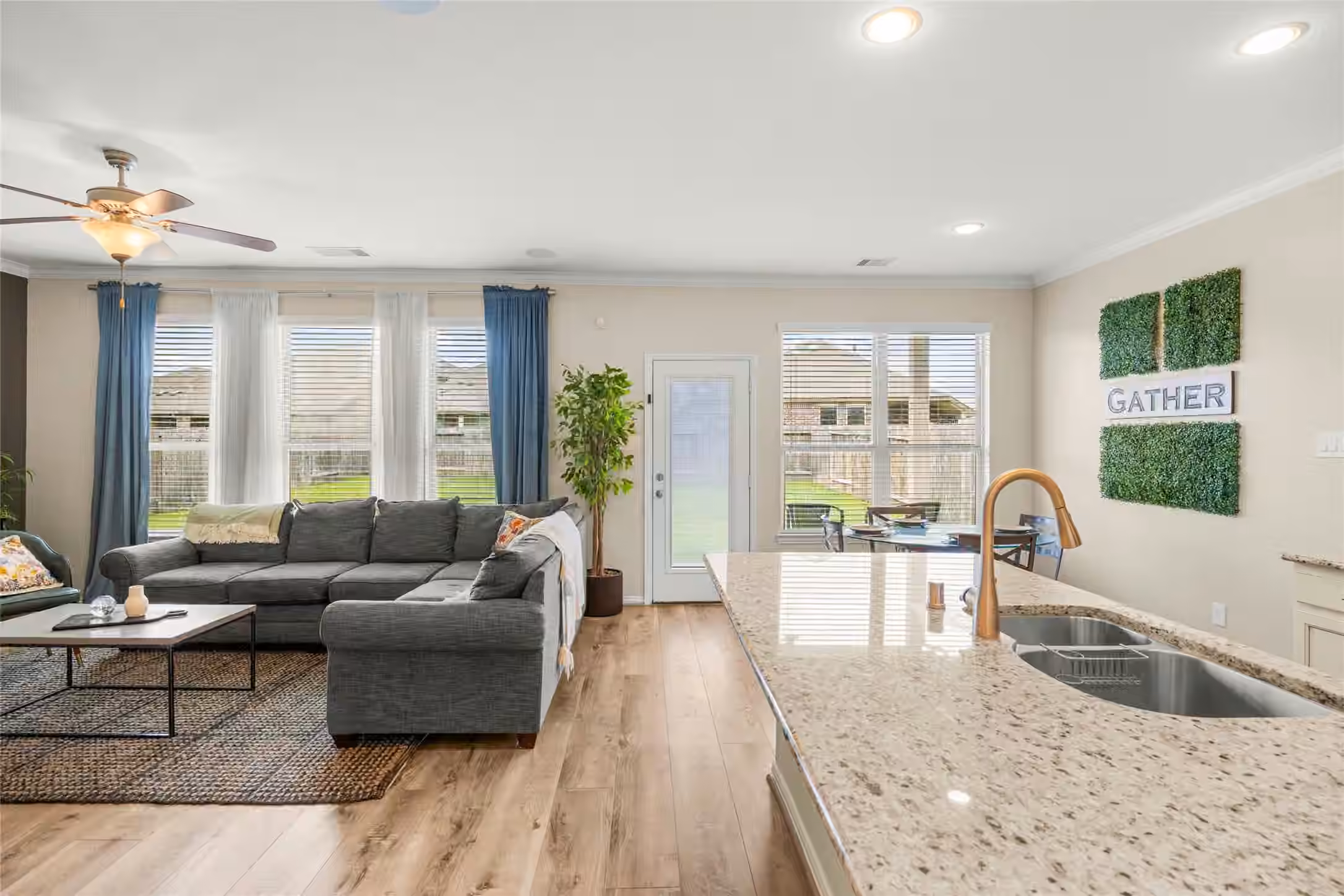 Photo 6 of 15638 Kensington Bluff Drive, Cypress, TX
