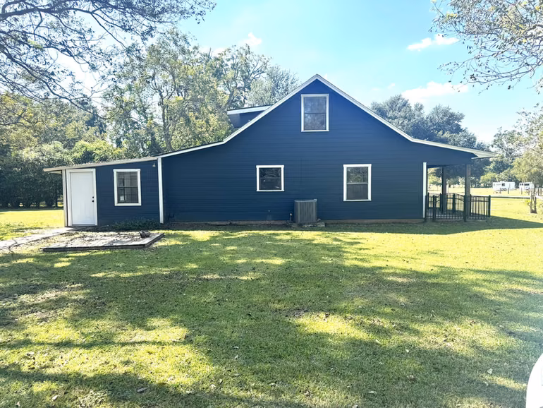 Photo 7 of 1207 Half Moon Drive, Wharton, TX