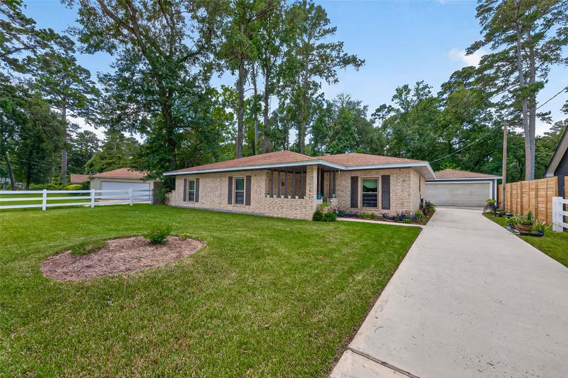 Photo 6 of 23847 Creek Wood Drive, Spring, TX