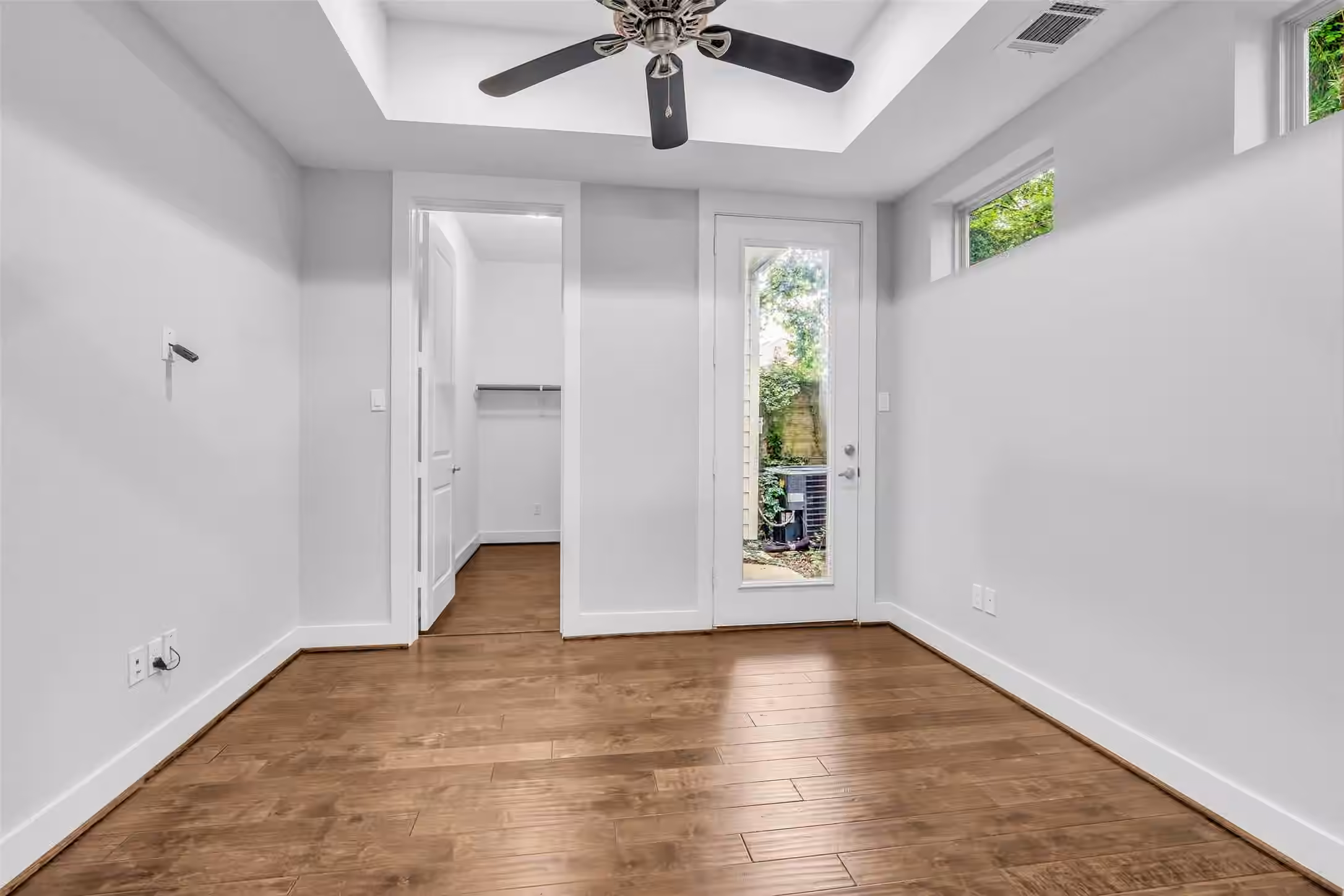Photo 2 of 3309 Jefferson Street C, Houston, TX