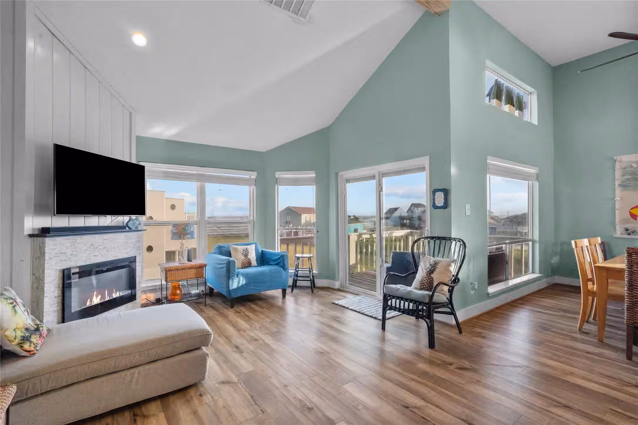 Photo 4 of 17729 Termini San Luis Pass Road, Galveston, TX