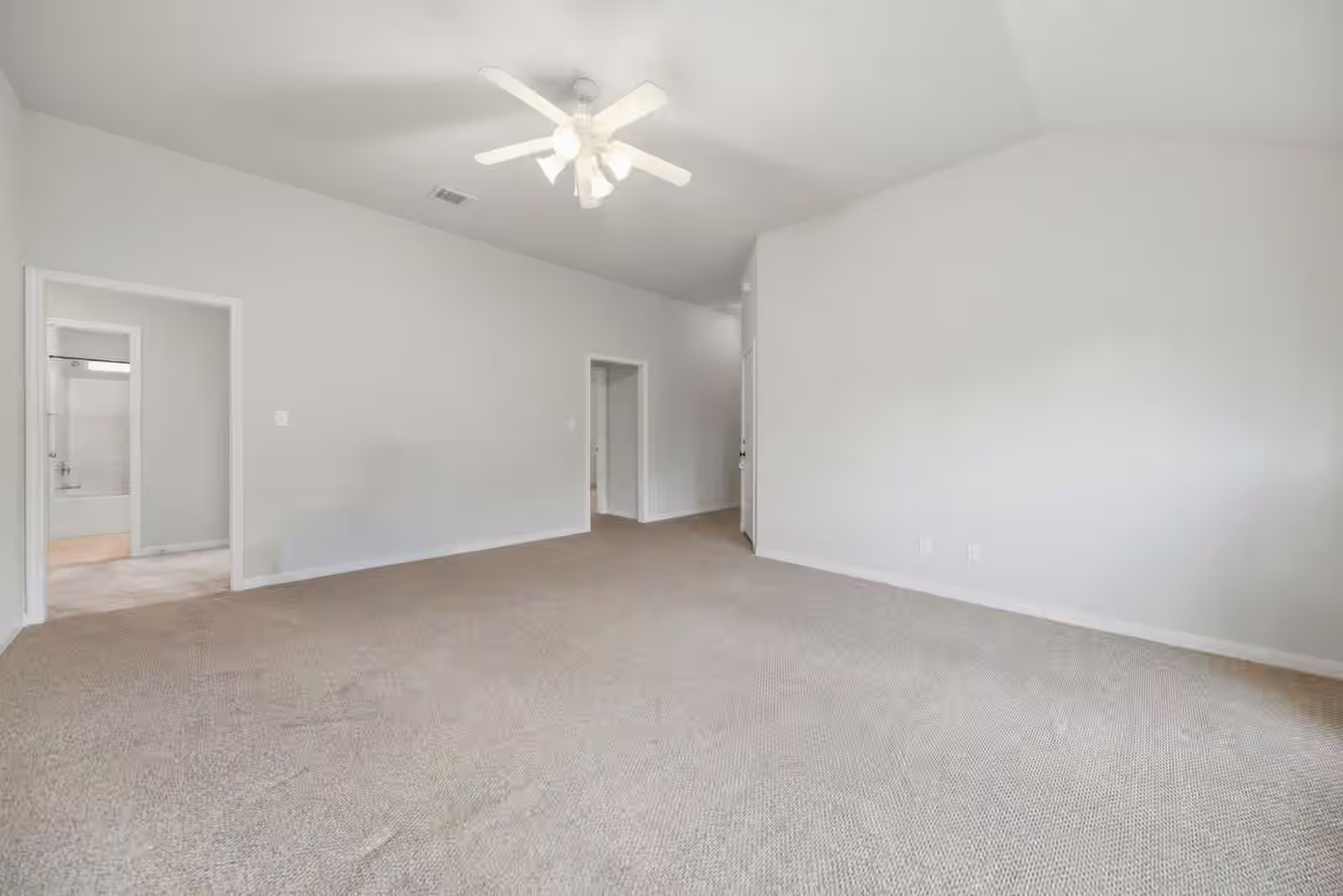Photo 5 of 306 Laney Street, Brenham, TX