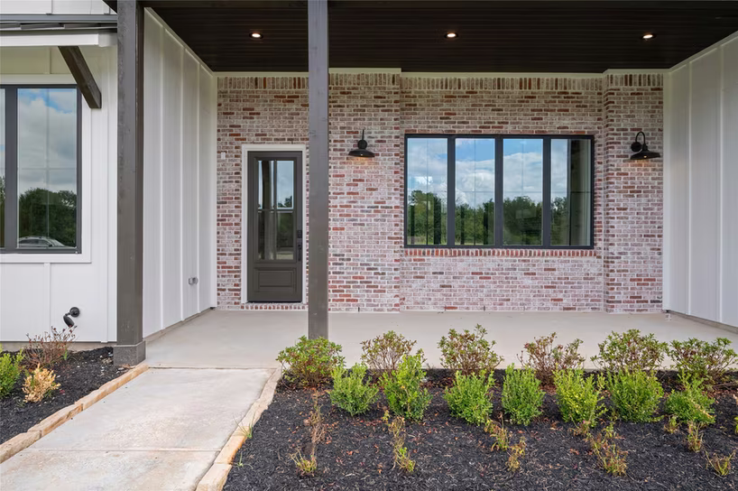 Photo 5 of 24940 Hopeview Way, Montgomery, TX