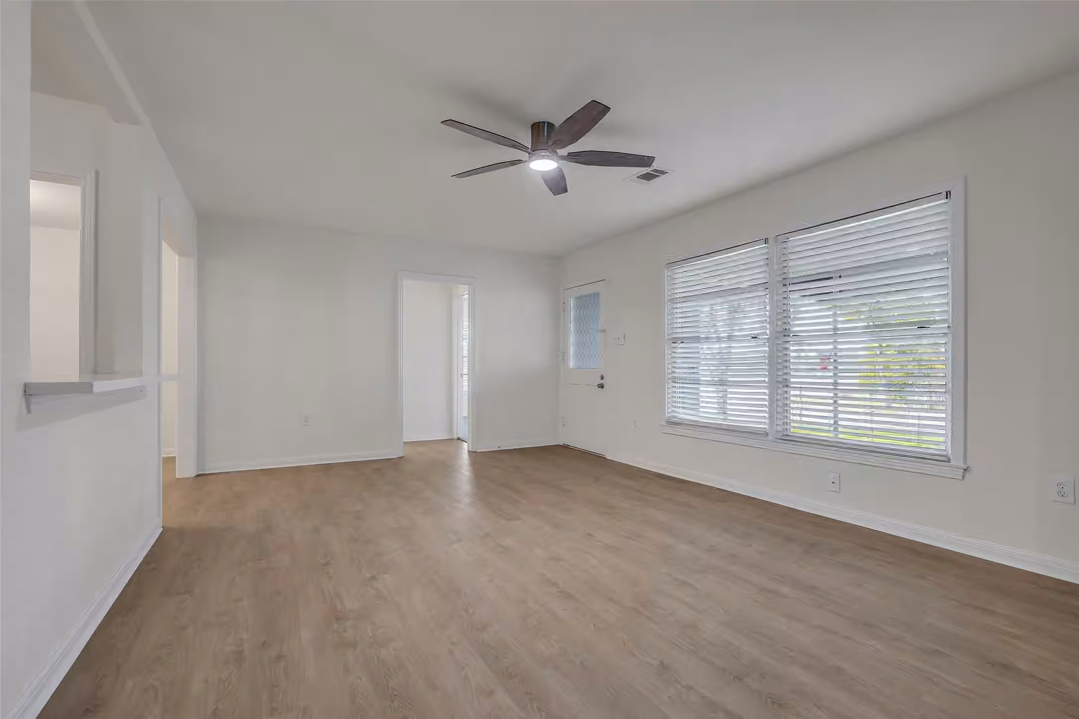 Photo 5 of 718 E Republic Avenue 1, Baytown, TX