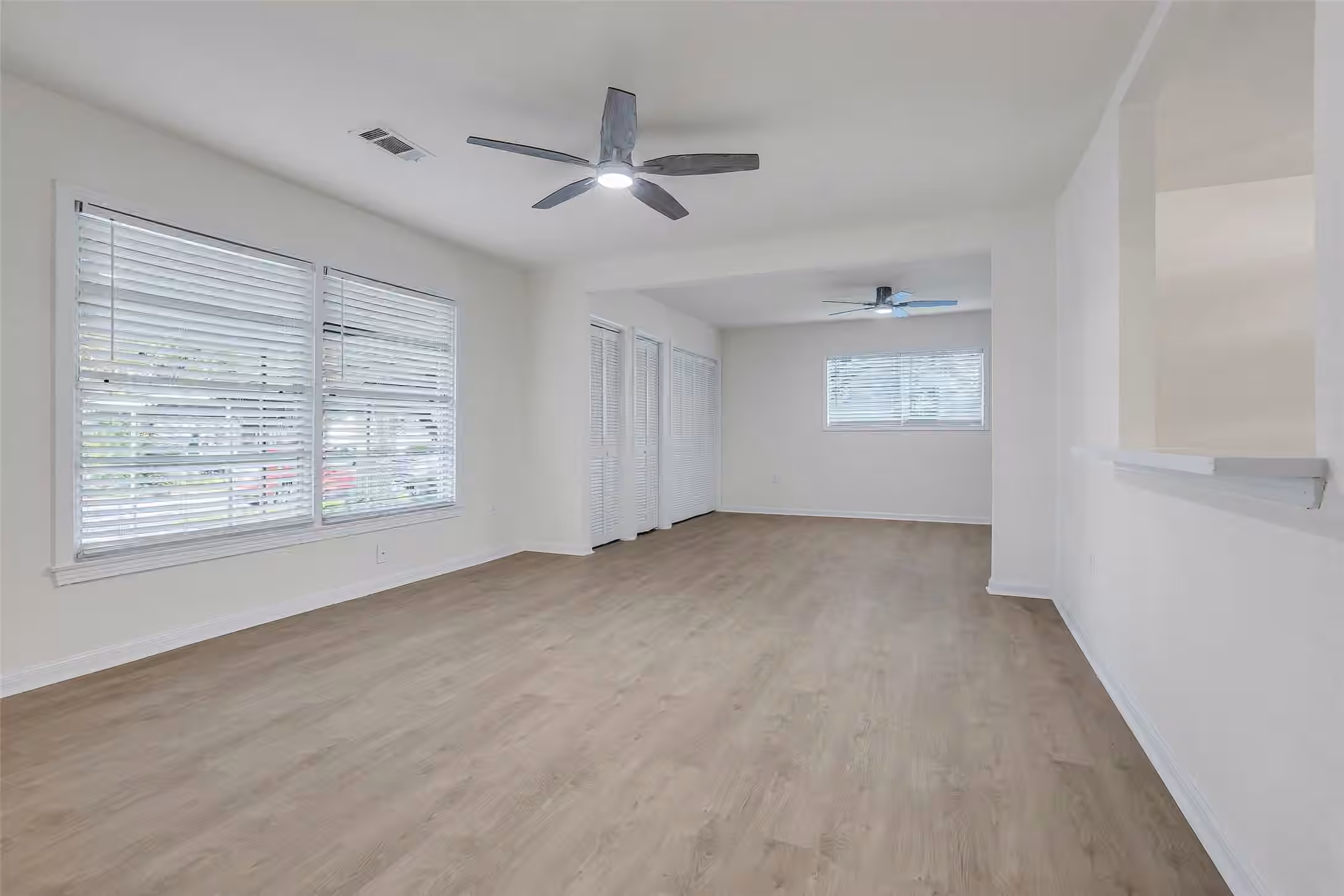 Photo 6 of 718 E Republic Avenue 1, Baytown, TX