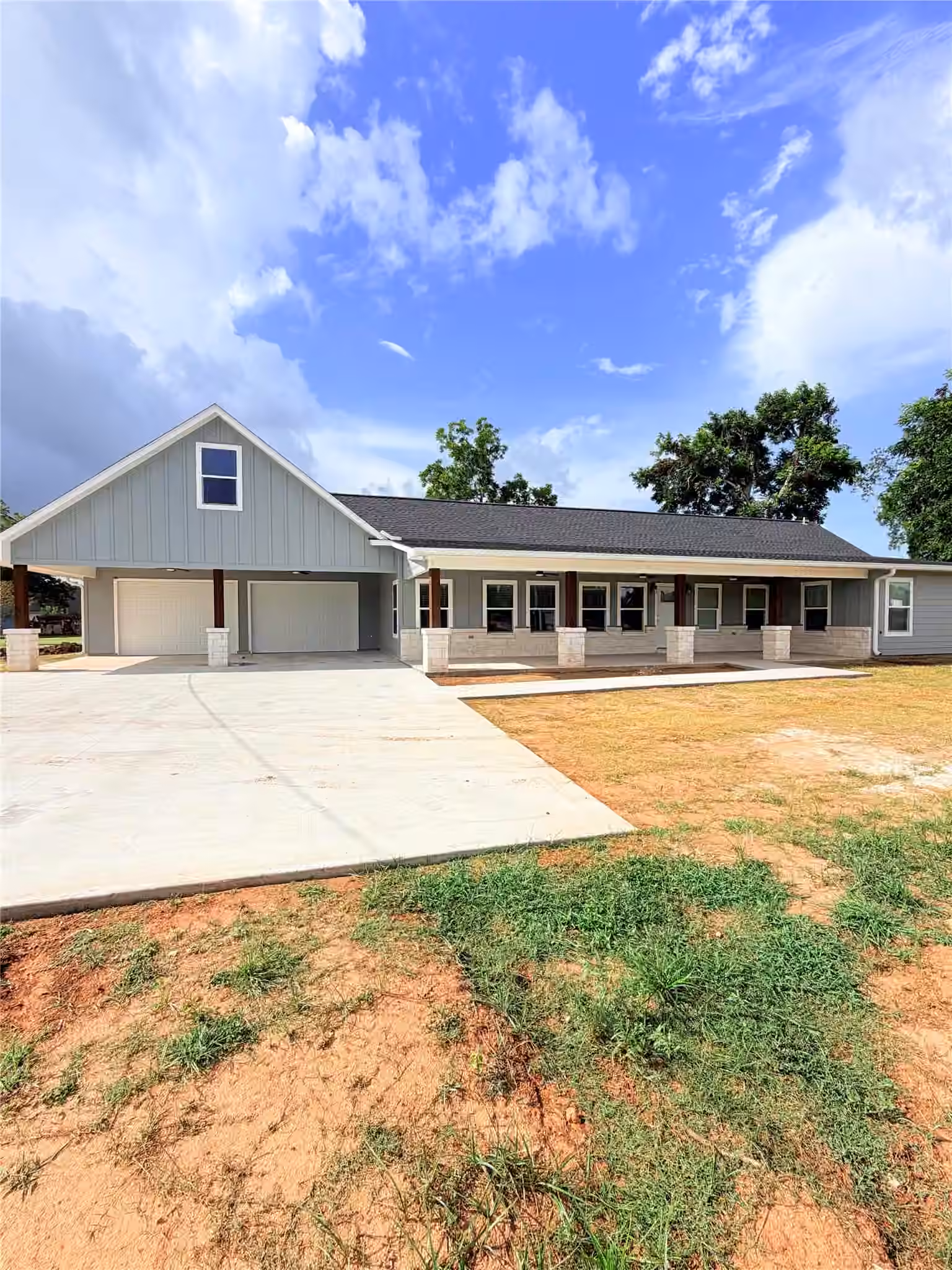 Photo of 301 E San Bernard St, Brazoria, TX 77422