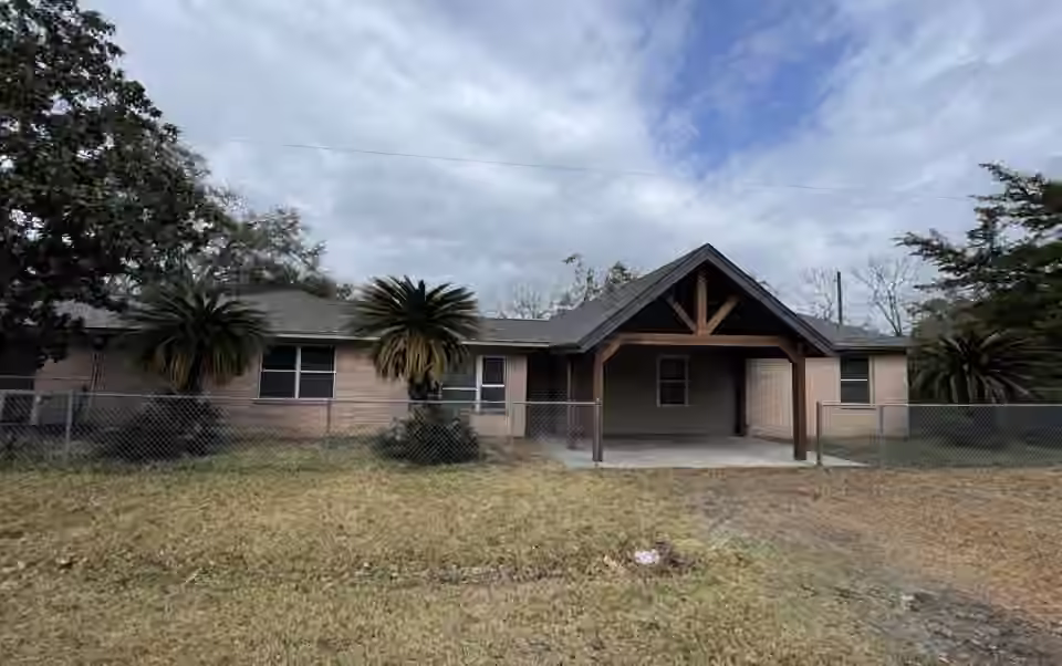 Photo 2 of 1217 James Street, Rosenberg, TX