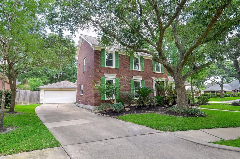 Photo 3 of 23122 Fairvine Park Drive, Katy, TX