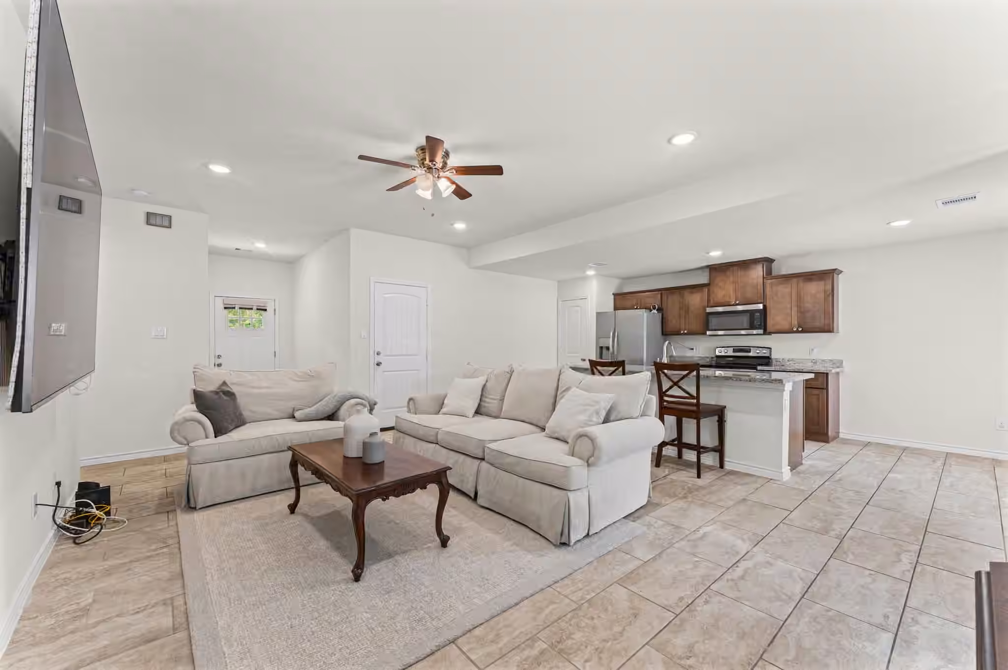 Photo 7 of 10920 Fairview Drive, Conroe, TX