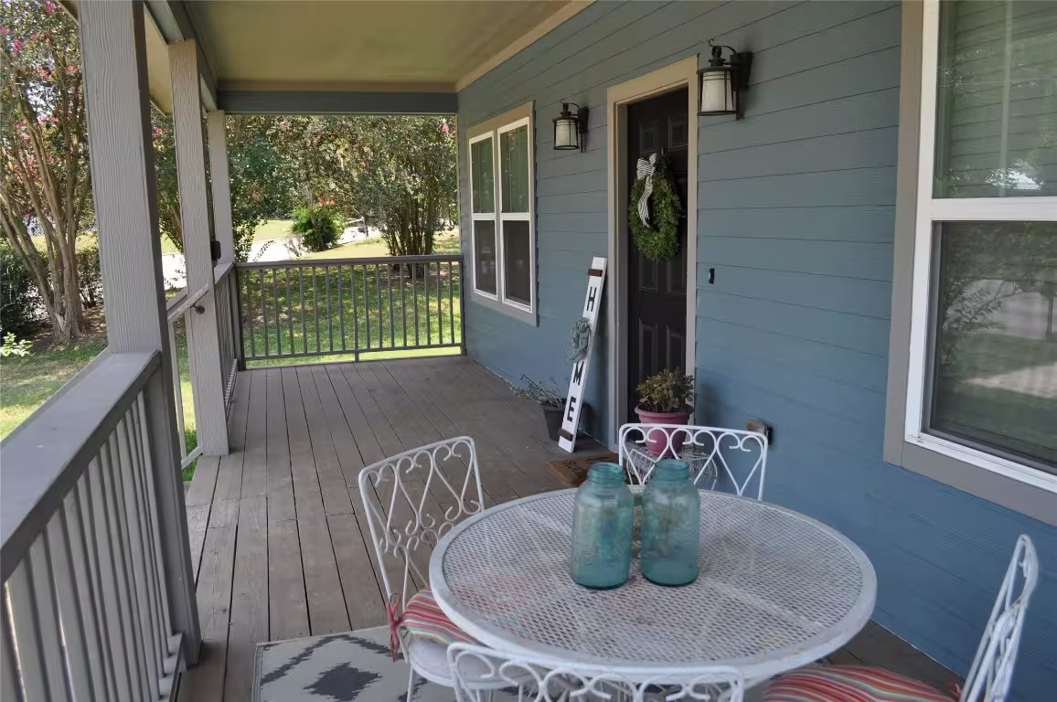 Photo of 913 Independence Street, Brenham, TX 77833