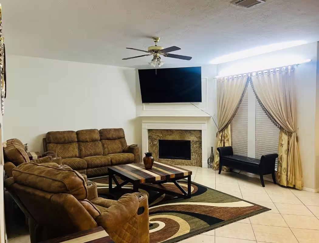 Photo 3 of 110 Chandler Court, Sugar Land, TX