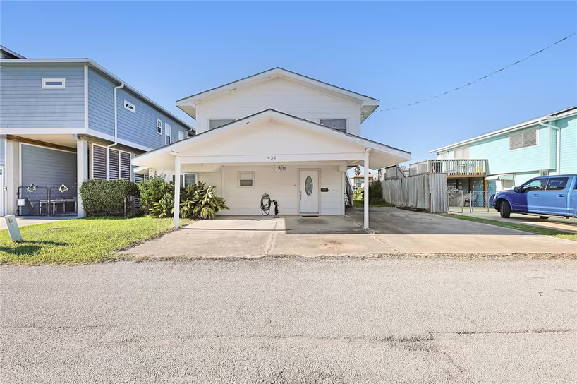 Photo of 434 Pompano Street, Bayou Vista, TX