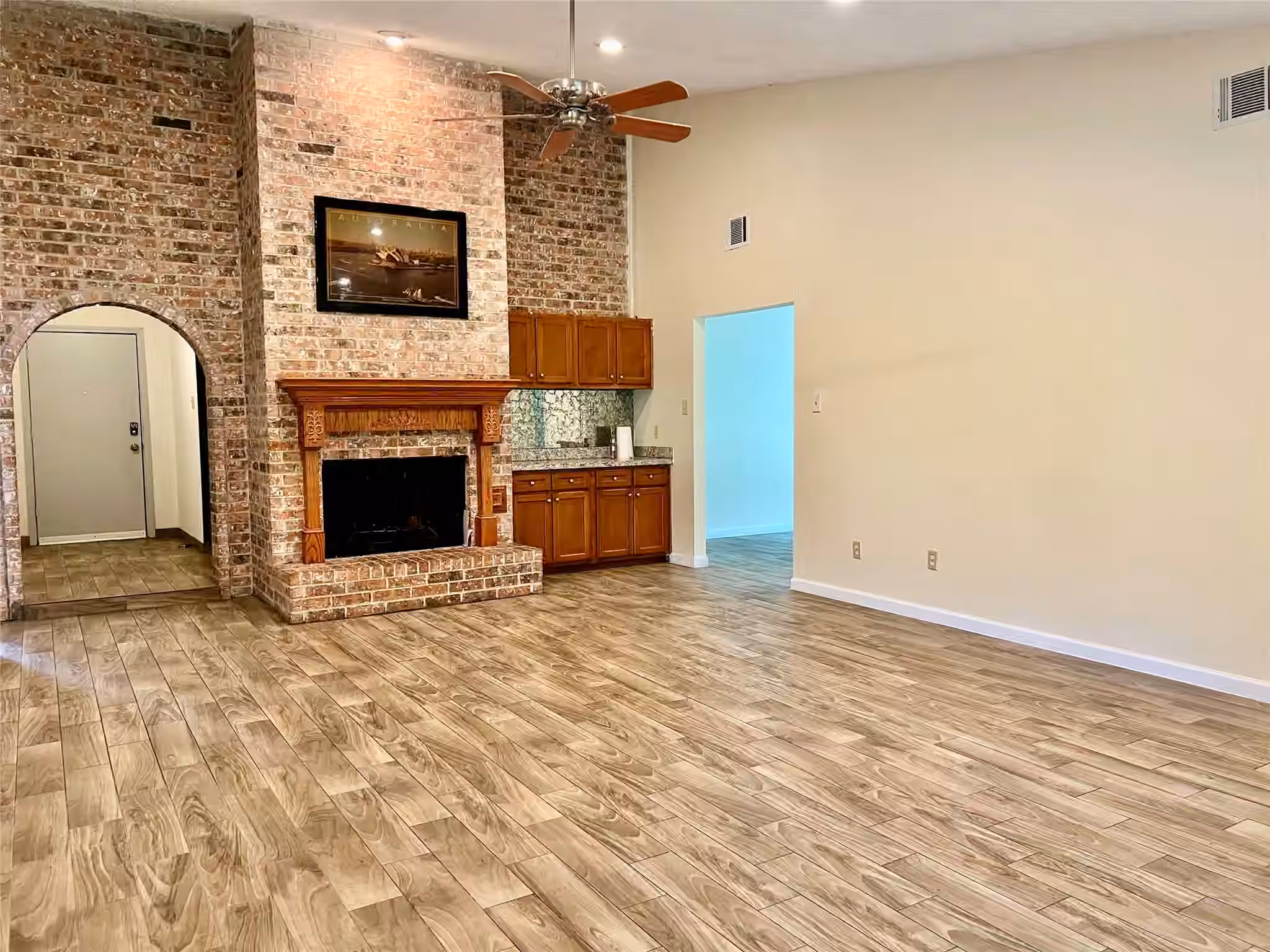Photo 3 of 11703 Seawood Drive, Houston, TX