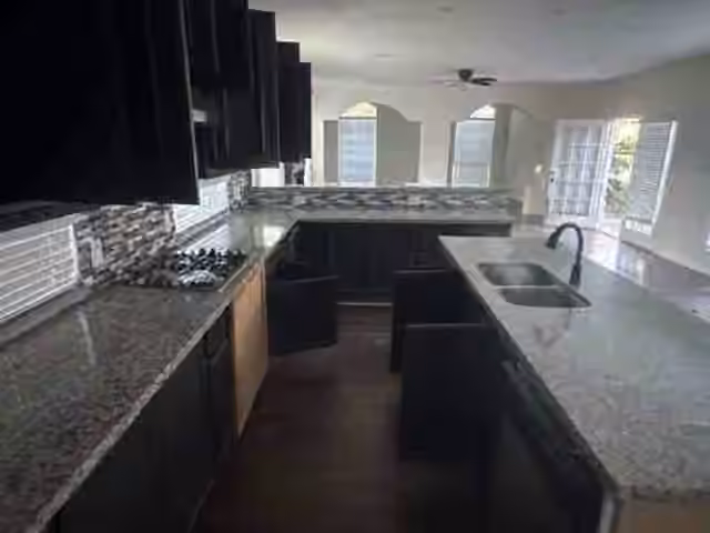 Photo 5 of 16023 Conners Ace Drive, Spring, TX