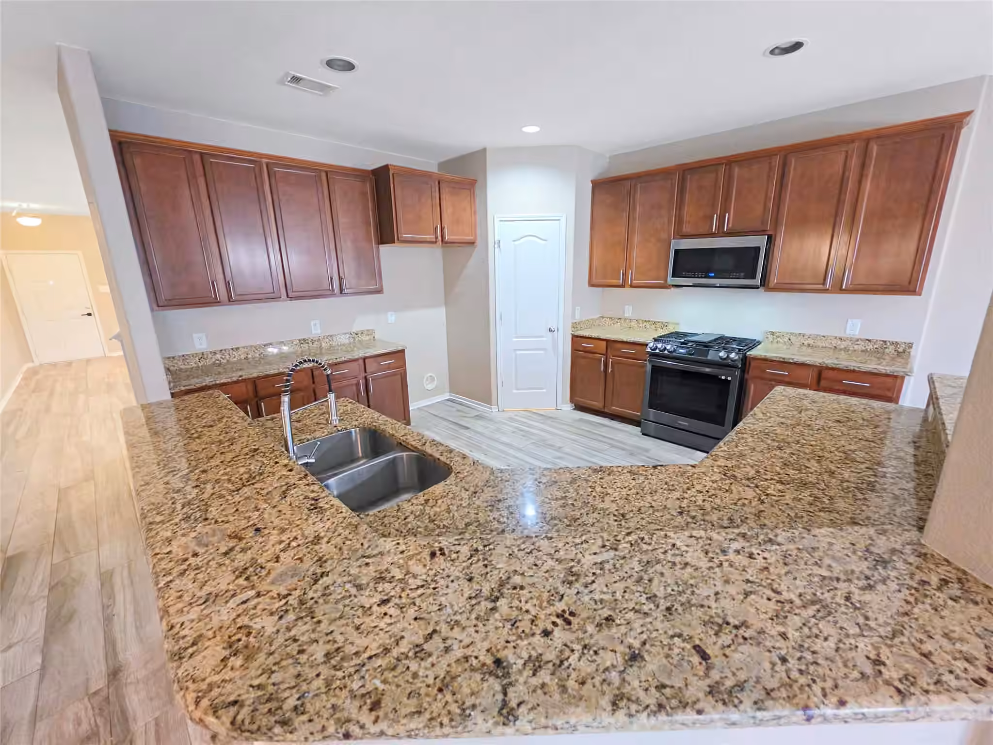 Photo 7 of 2835 Mustang Hill Lane, Katy, TX