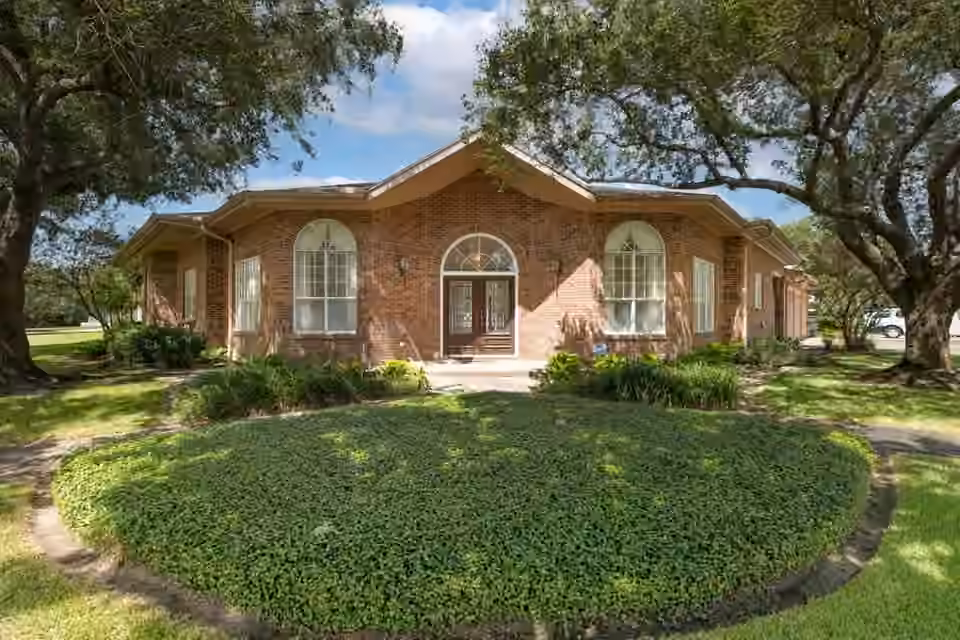 Photo of 7 Stoney Brook Lane, Bay City, TX