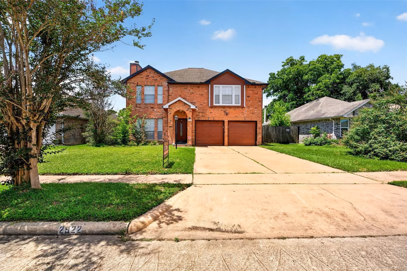 Photo of 2922 Silent Drive, Sugar Land, TX