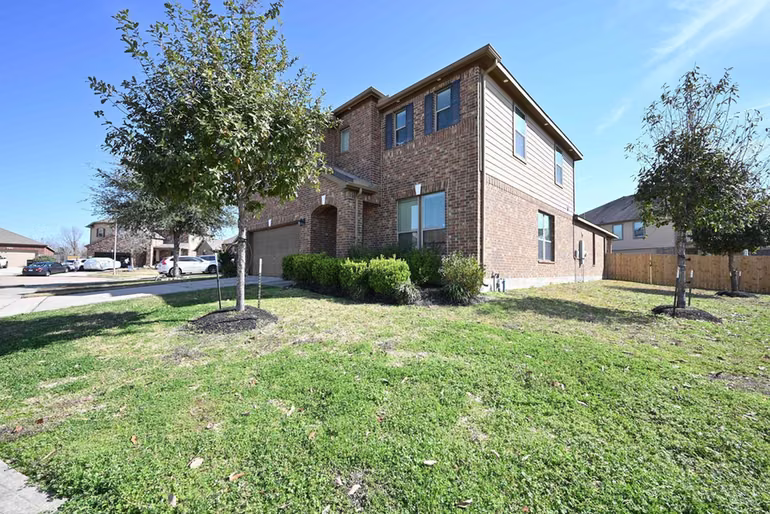 Photo 3 of 21119 Keystone Pine Court, Katy, TX