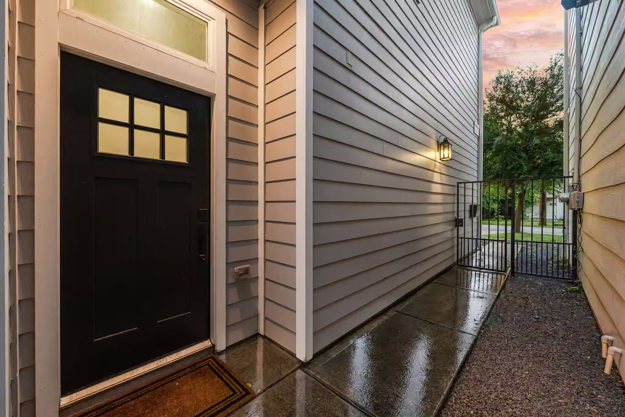 Photo 3 of 5537 Petty Street, Houston, TX