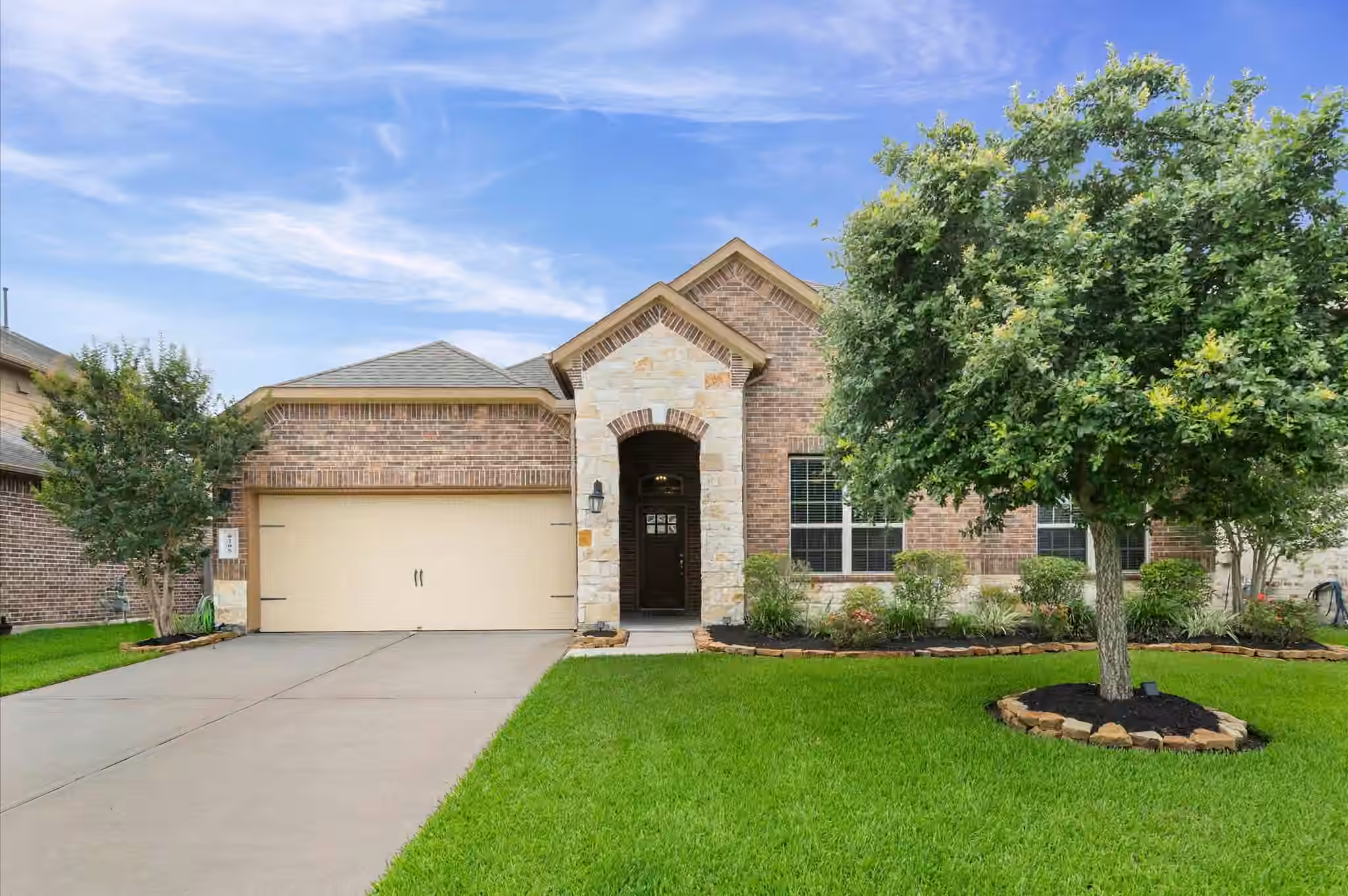Photo of 6205 Lakewood Court, League City, TX 77573
