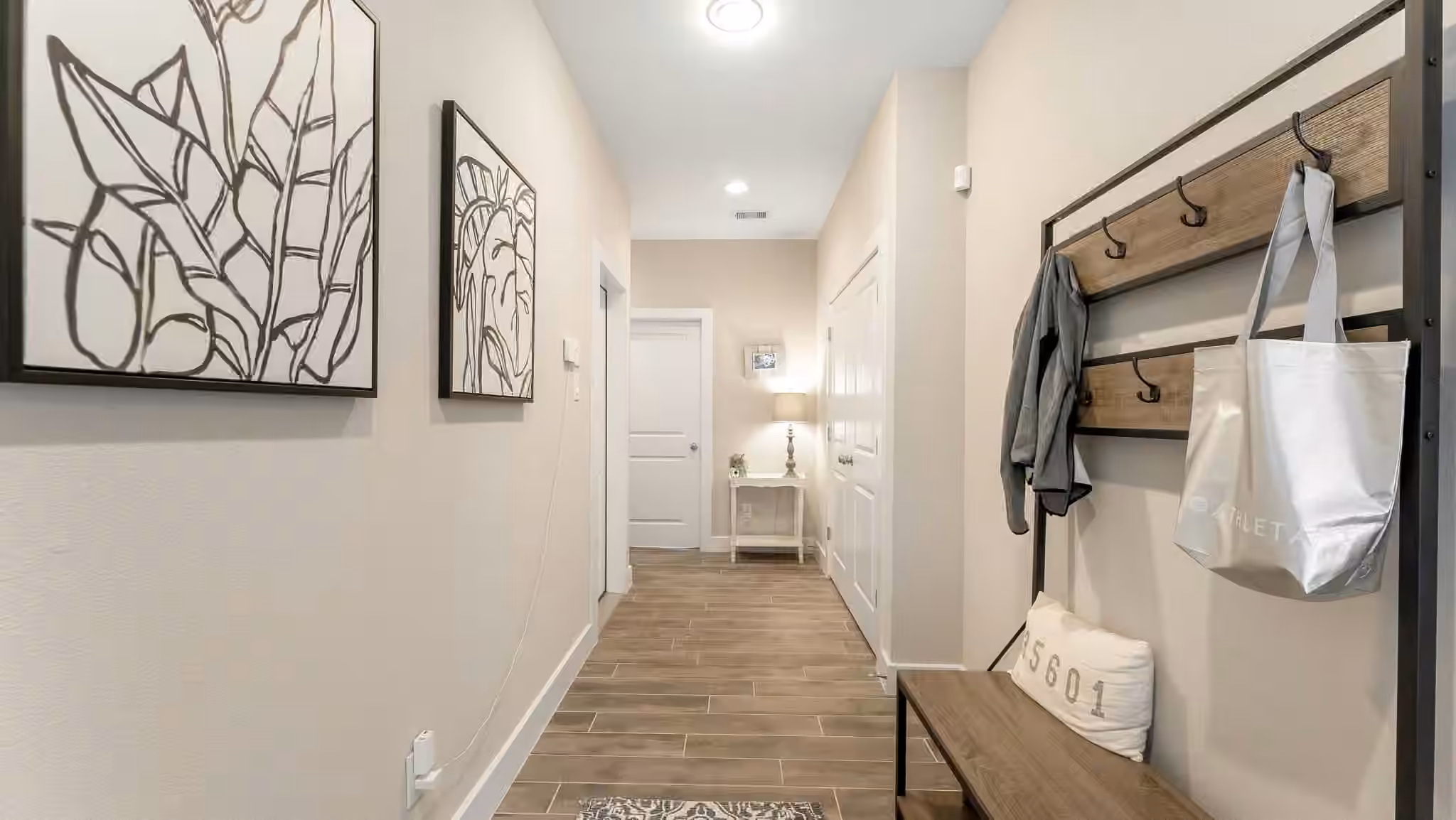 Photo 4 of 404 Drennan Street, Houston, TX