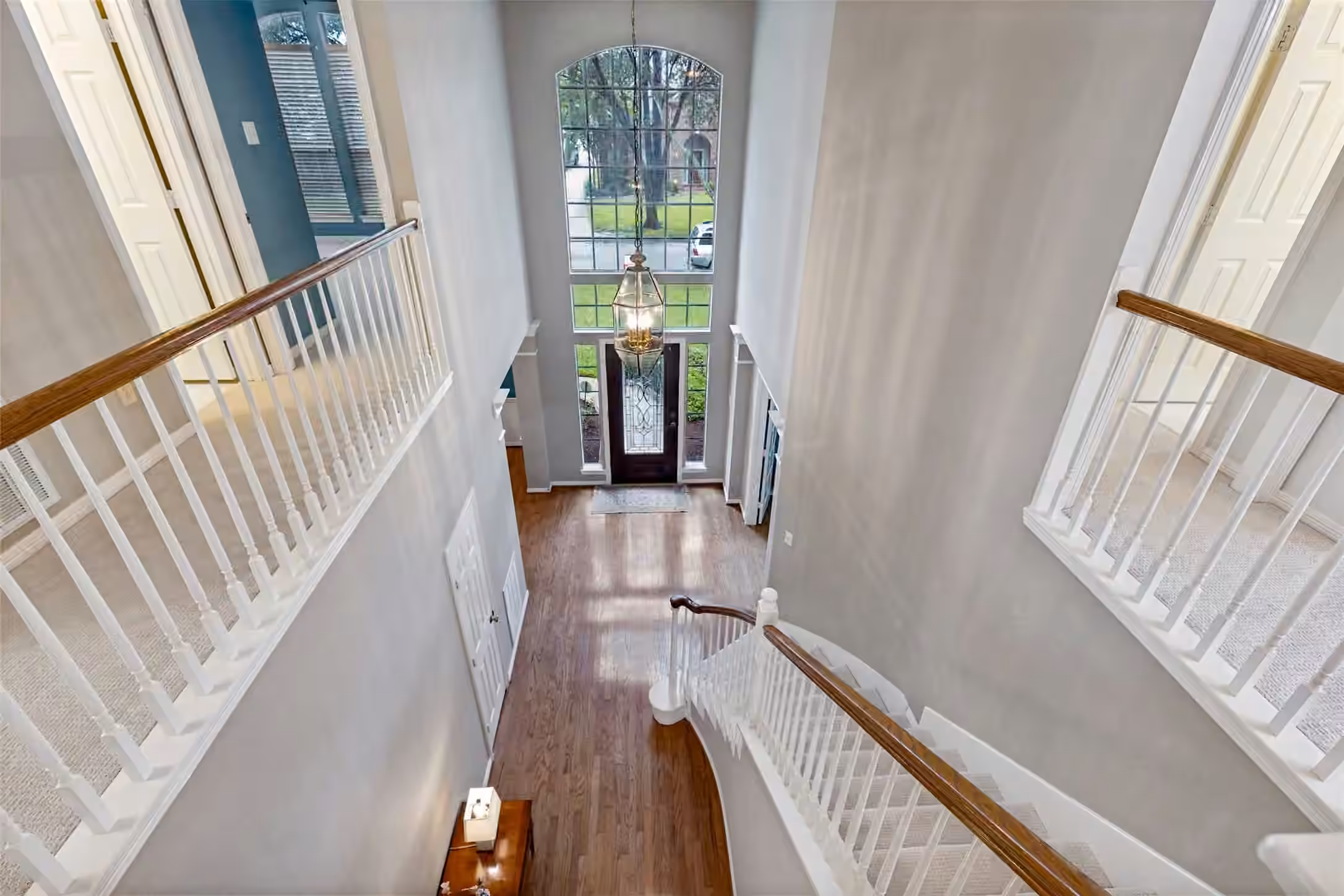 Photo 7 of 9407 Walnut Brook Court, Houston, TX