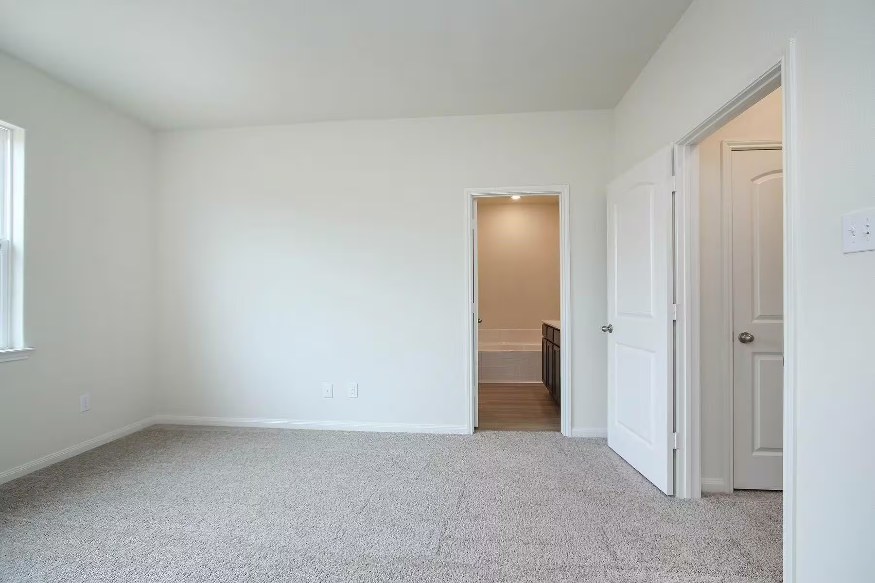 Photo 5 of 22422 Kennons Way, Hockley, TX