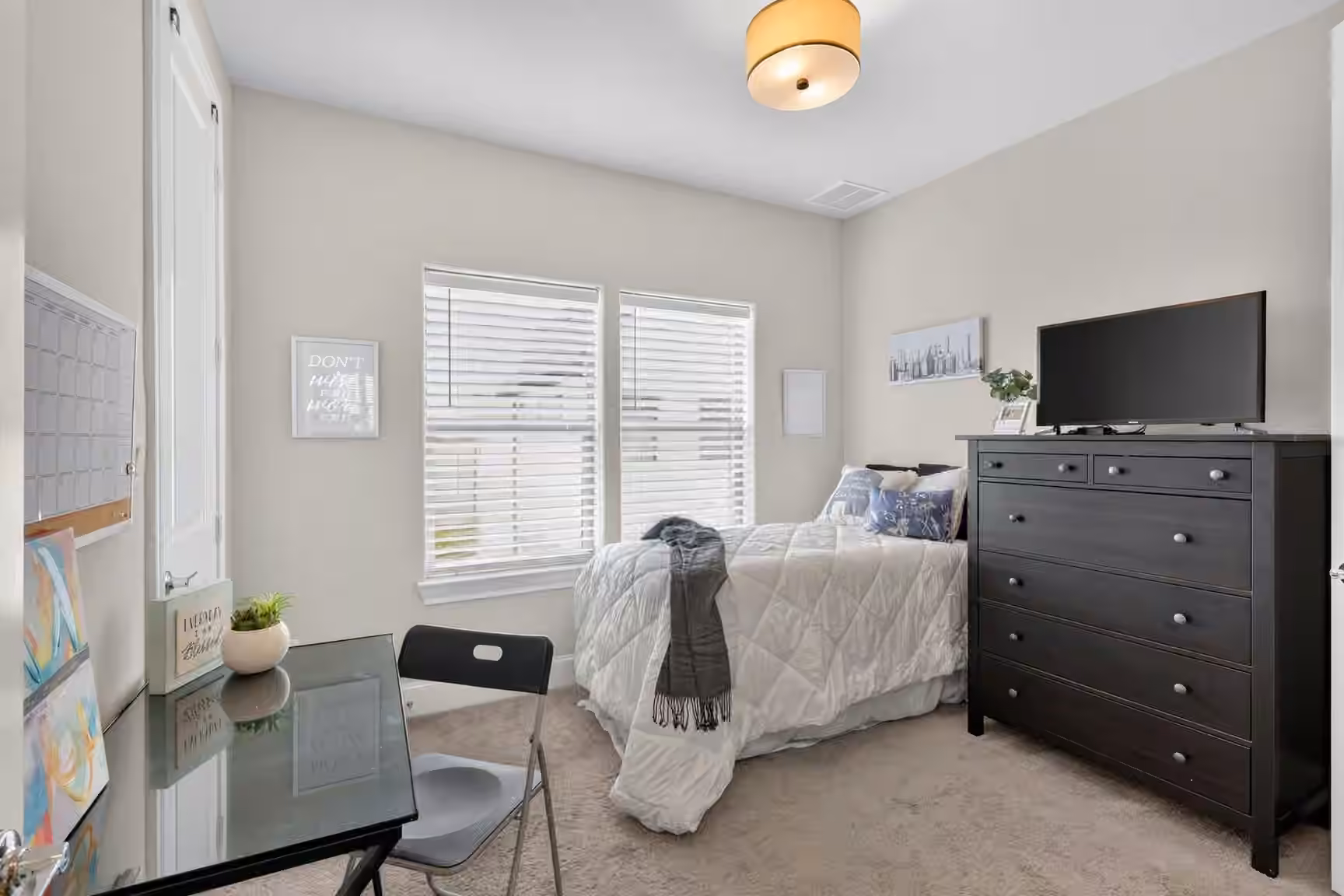 Photo 7 of 4041 Leeland Street, Houston, TX