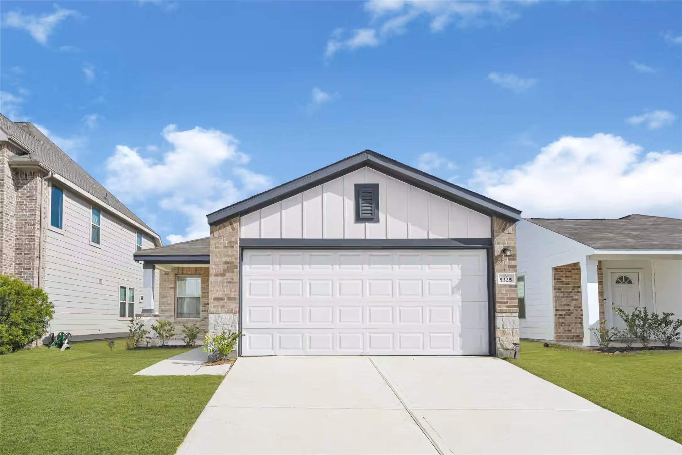 Photo 2 of 5325 Basquiat Drive, Houston, TX