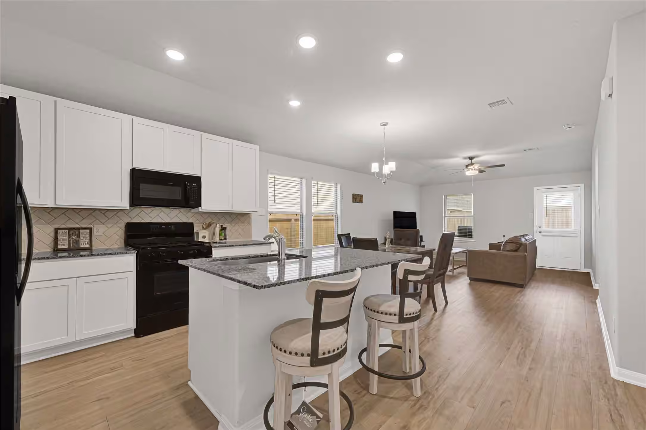 Photo 6 of 5325 Basquiat Drive, Houston, TX