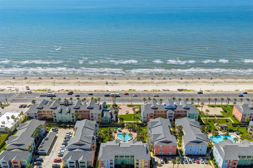 Photo 2 of 7000 Seawall Boulevard 422, Galveston, TX