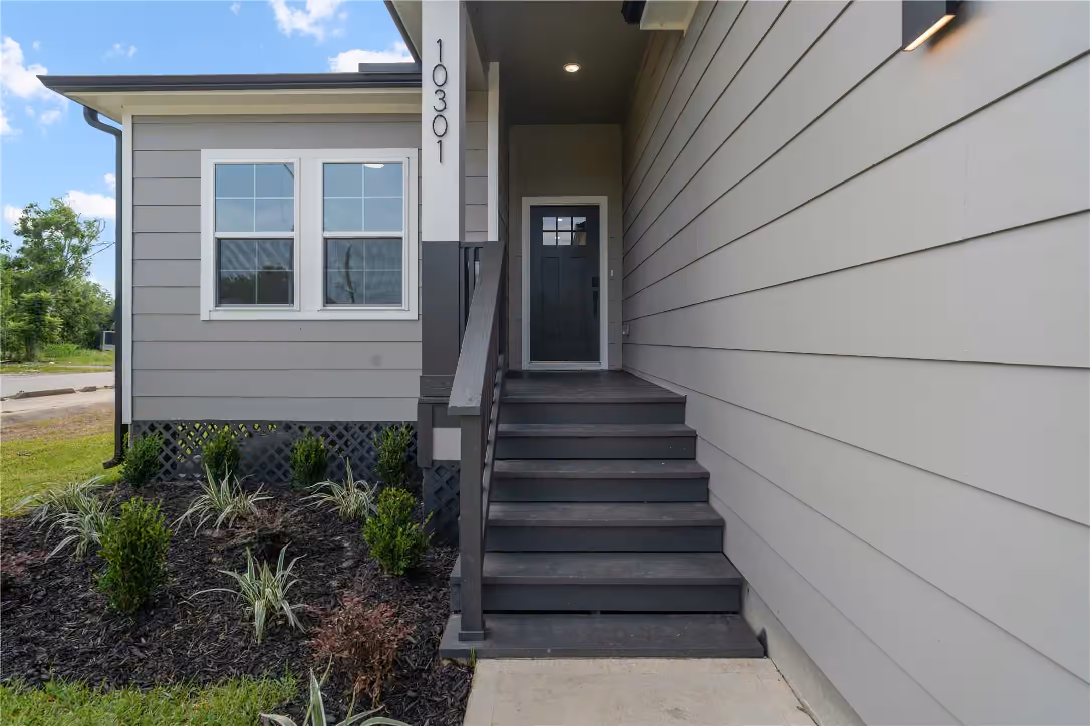 Photo 6 of 10301 Ashville Drive, Houston, TX