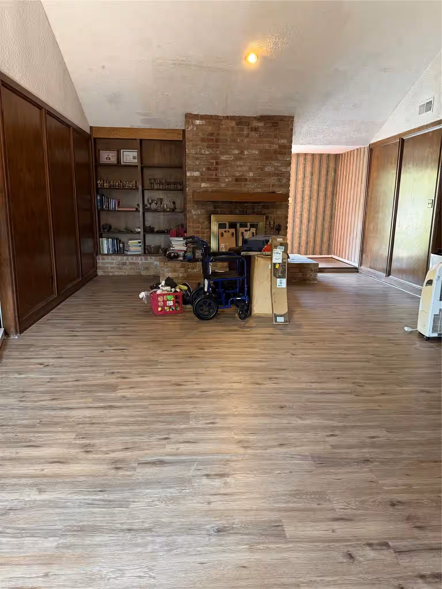 Photo 5 of 43 Quintana Drive, Galveston, TX