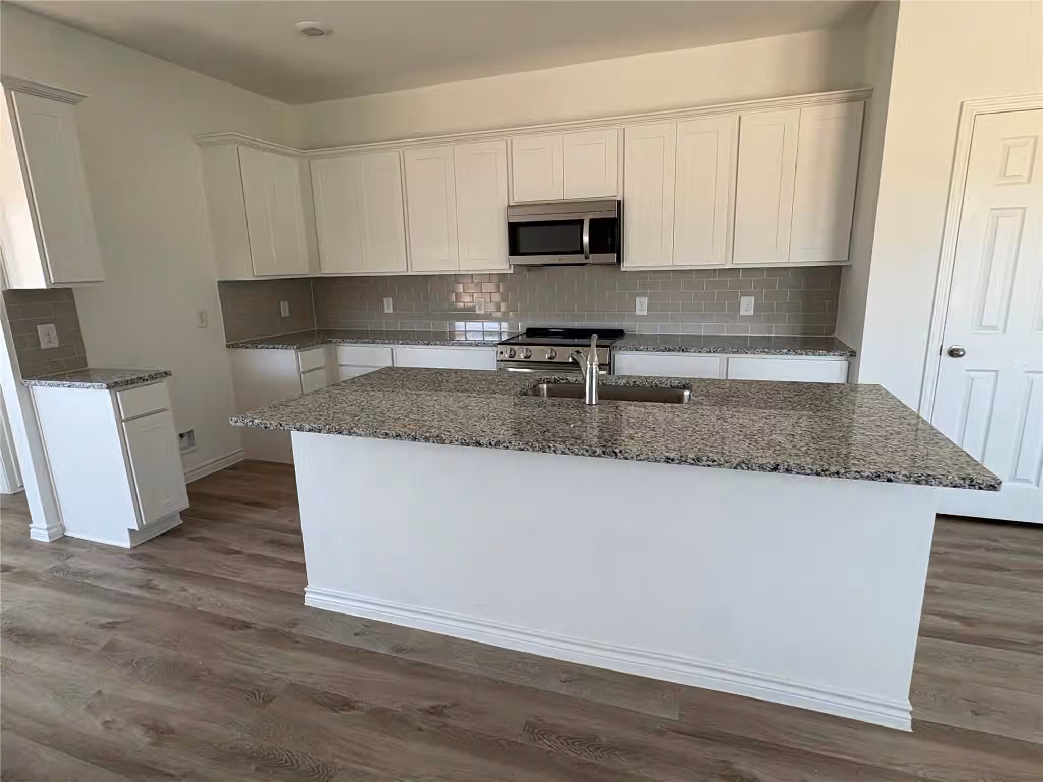 Photo 4 of 10691 Crockett Meadows Boulevard, Conroe, TX
