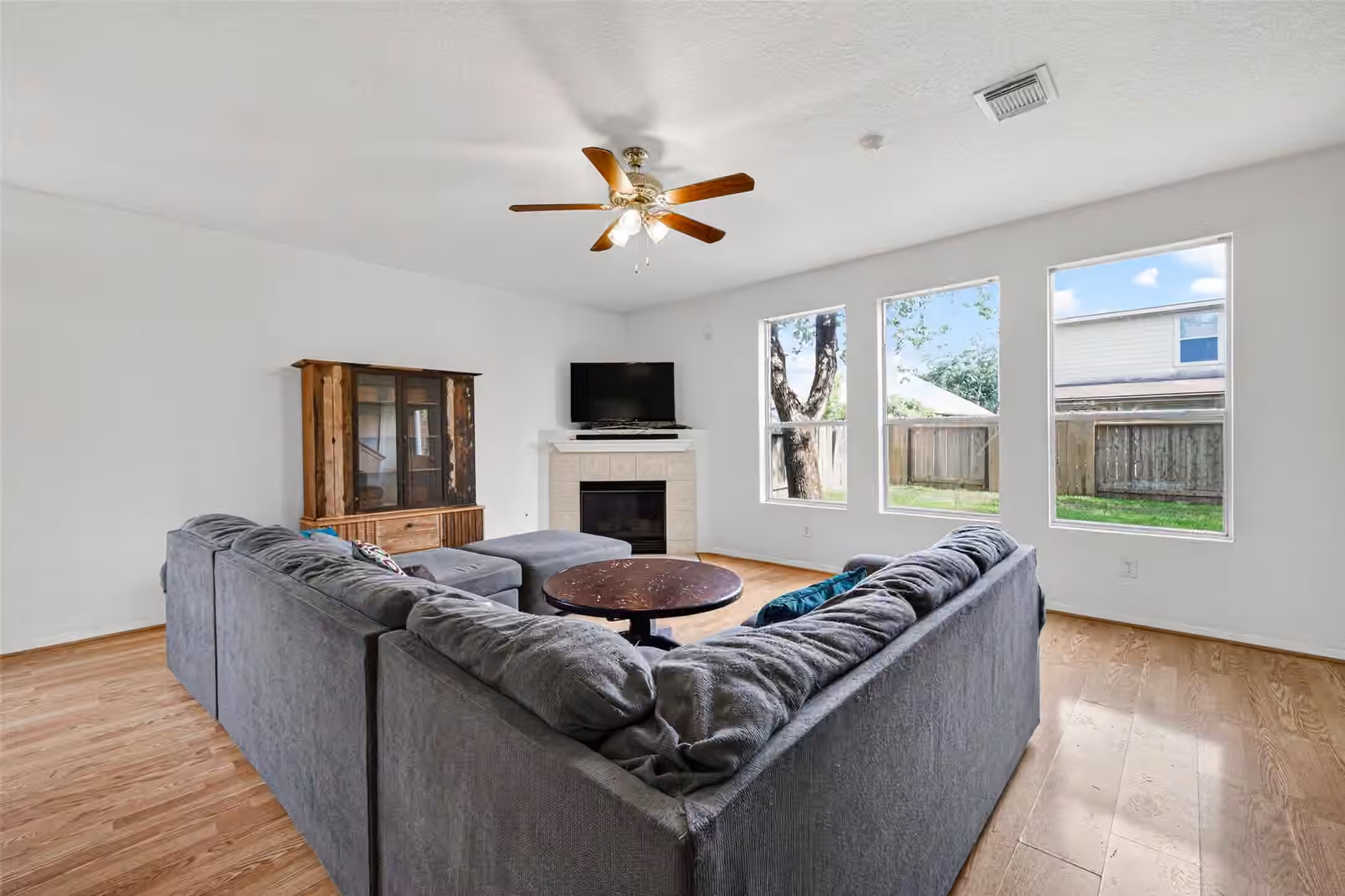 Photo 4 of 19427 Juniper Vale Circle, Houston, TX