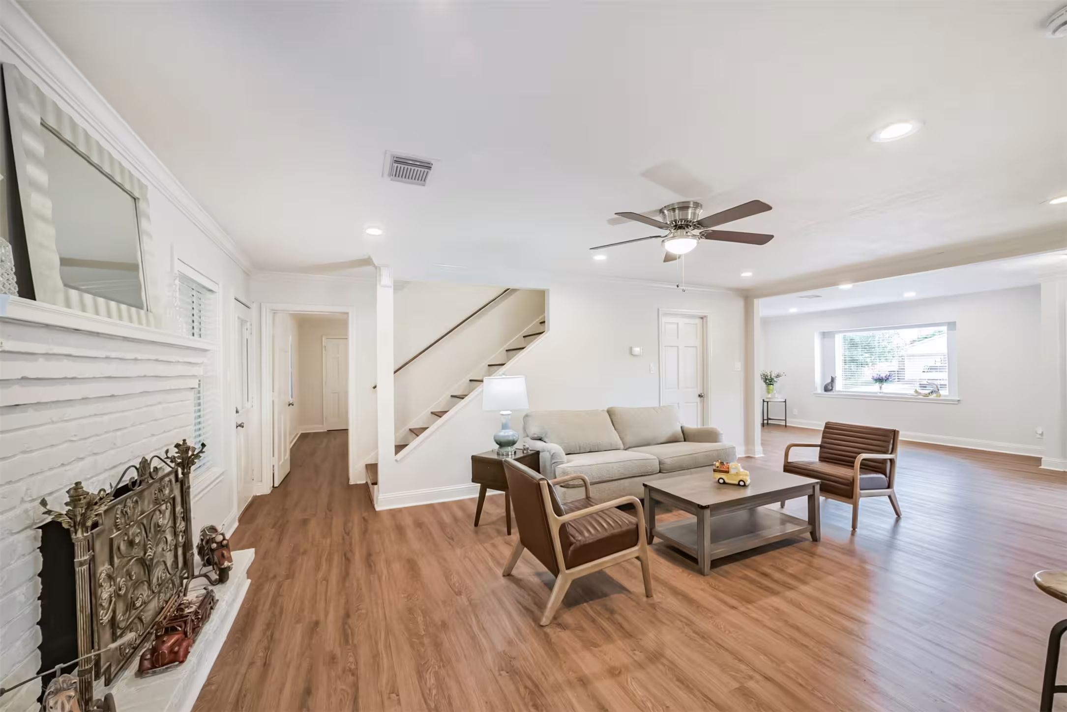 Photo 5 of 3319 Springrock Lane, Houston, TX