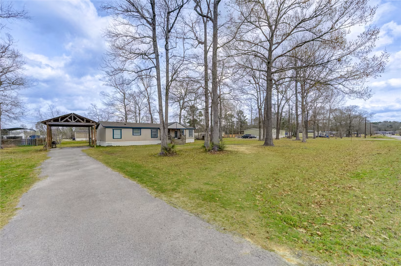 Photo of 21631 County Road 37492, Cleveland, TX
