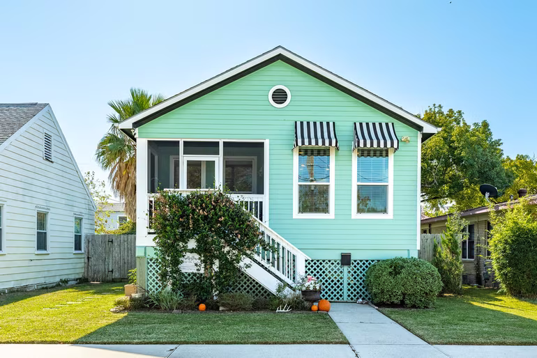 Photo of 4317 Avenue R, Galveston, TX