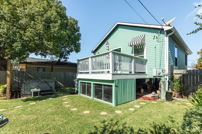 Photo 7 of 4317 Avenue R, Galveston, TX